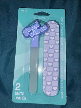 Diamond  Cosmetics “Good Vibes”Lavender colored Nail File Duo